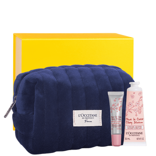 Presente Travel Size Flor de Cerejeira: B&aacute;lsamo Labial e Creme de M&atilde;os